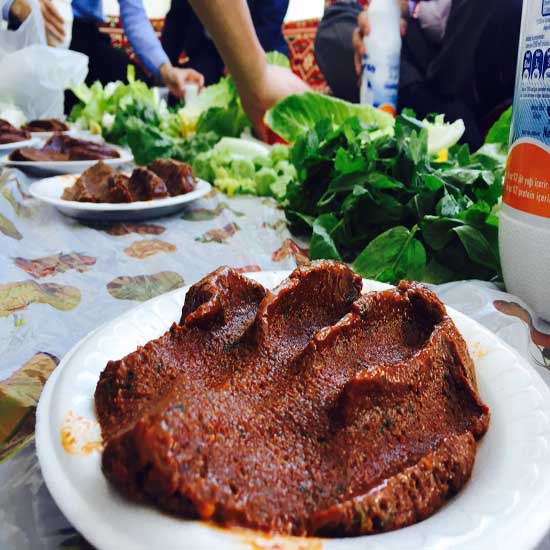Şanlıurfa Usulü Etli Çiğ Köfte Tarifi