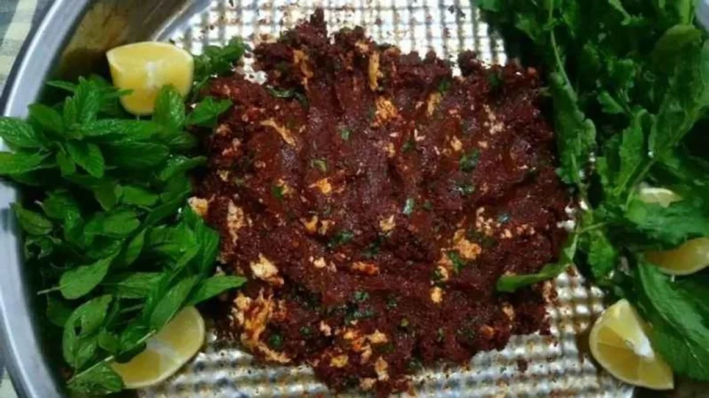 Yumurtalı Köfte Tarifi (Urfa Usulü)